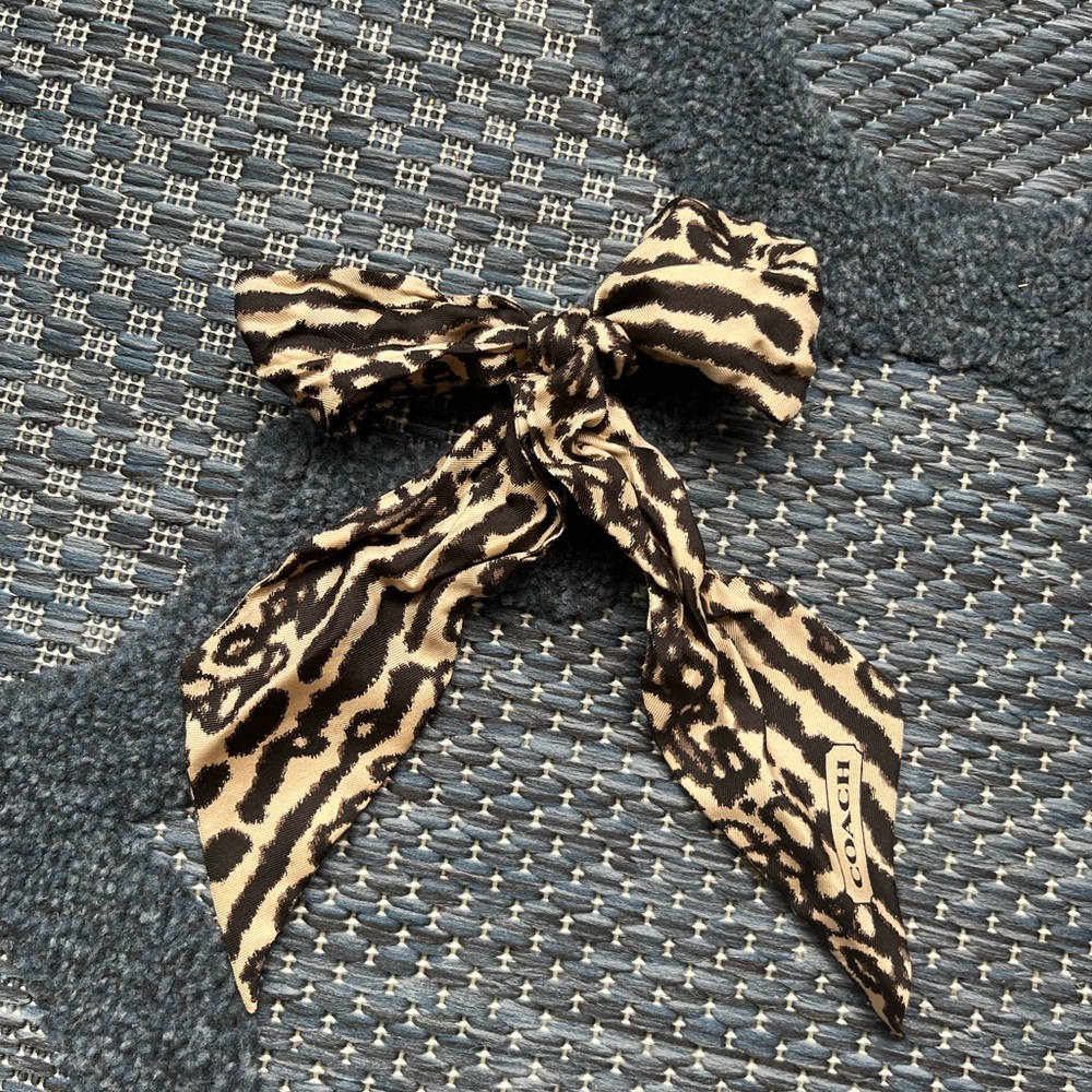 Coach Purse Thin Decoration Scarf Leopard Print